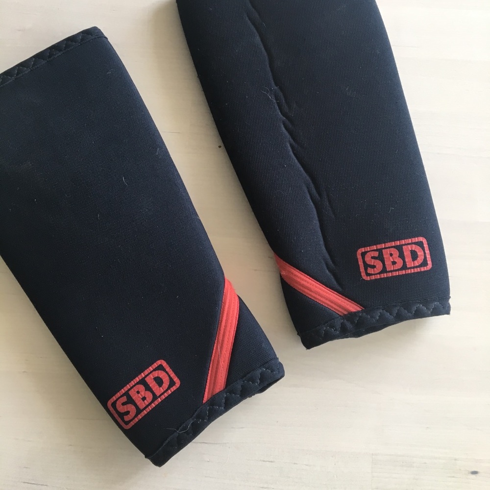 XS SBD knee sleeves